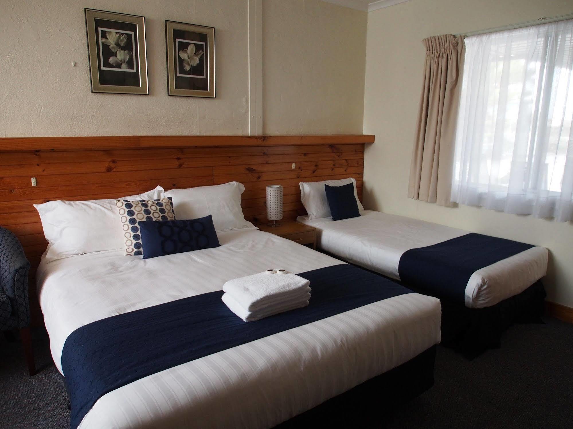 Majestic Motel Horsham Ngoại thất bức ảnh
